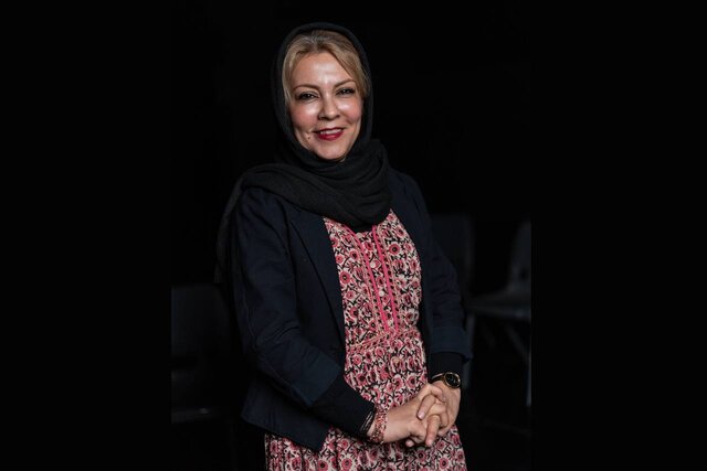 تبلیغات تئاتر شبیه فیلم عروسی شده است!