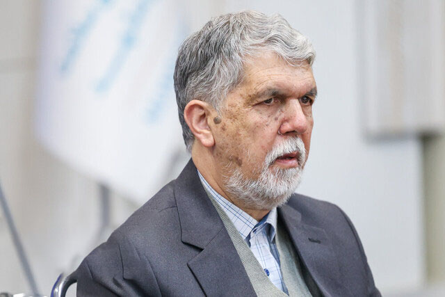 وزیر ارشاد از مجلس کارت زرد گرفت