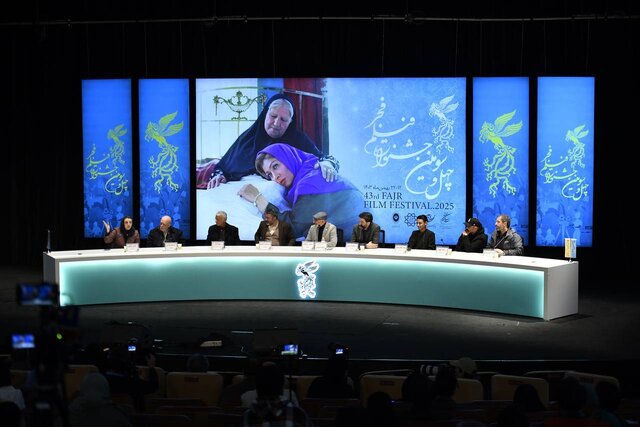 نشست خبری فیلم «بچه مردم»؛ از تشکر علی ربیعی تا واگذاری درآمد فیلم به کودکان بهزیستی