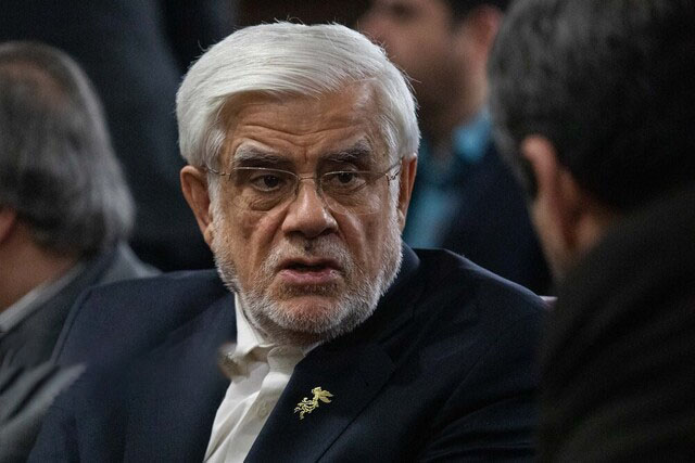 رفع مشکل پرونده قضایی دو هنرمند را پیگیری می‌کنیم