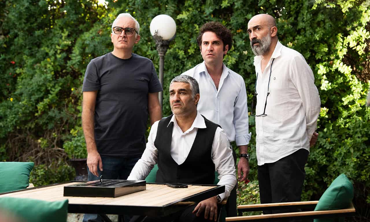 نگاهی به فیلم «صبحانه با زرافه‌ها»؛ فانتزی‌های سورئال و کمدی‌های پیچیده از جنس سروش صحت