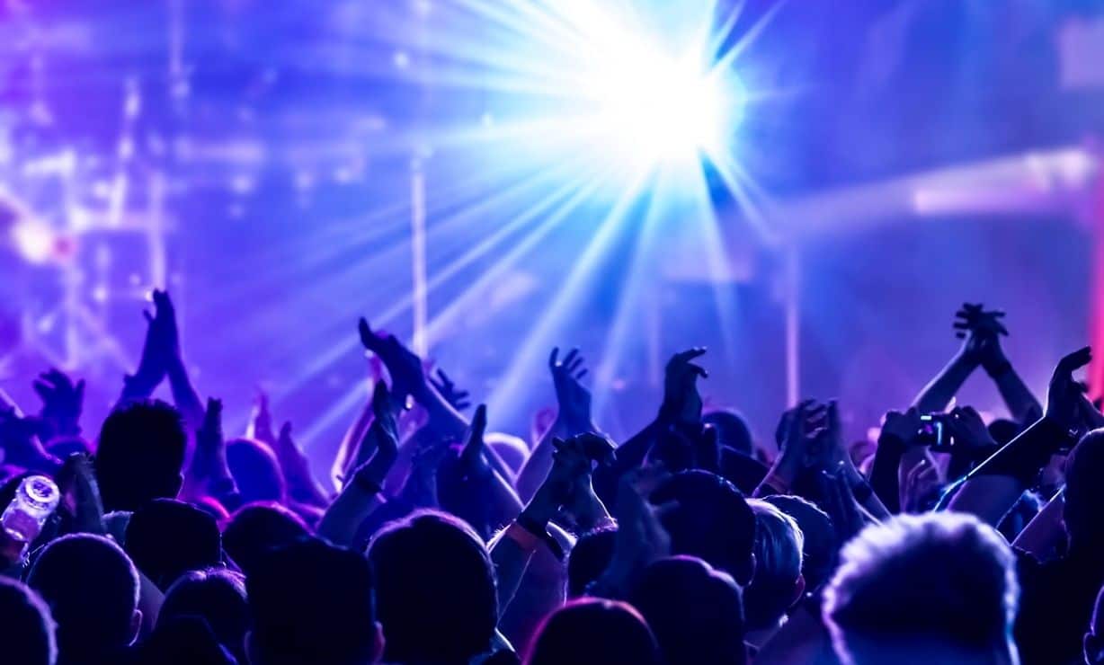 دلیل عجیب مجوز ندادن به یک‌ کنسرت؛ ترسیدیم استقبال نشود ضرر کنند