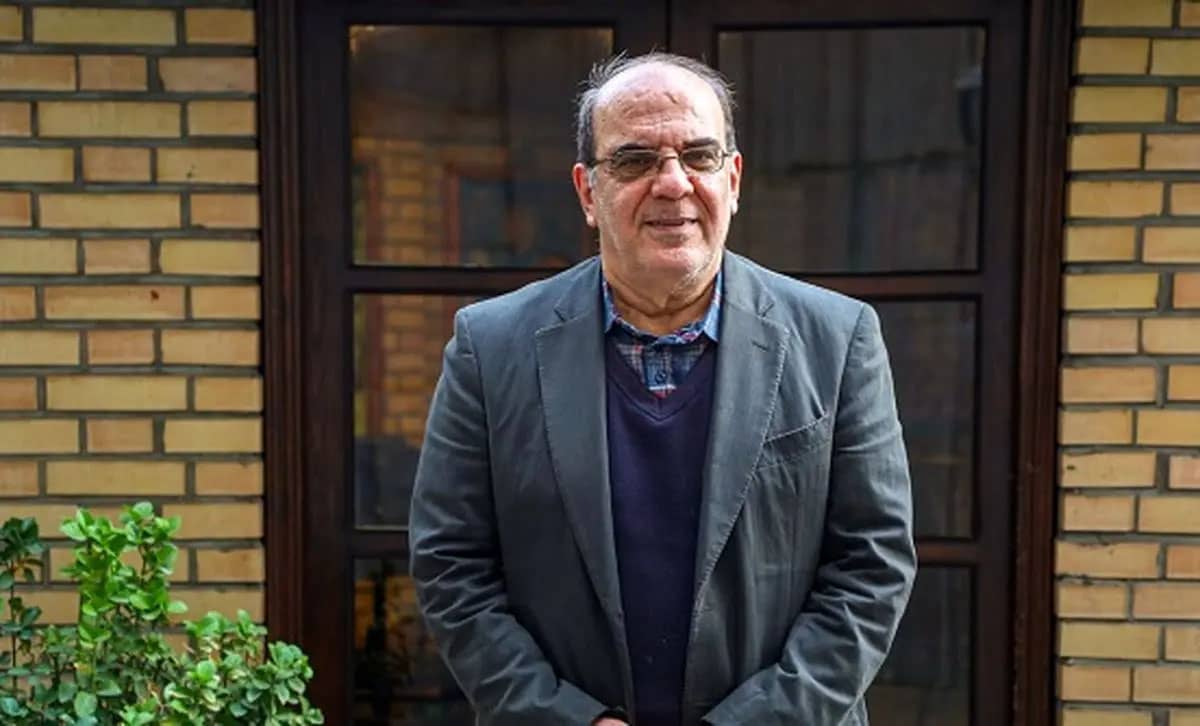 دعوت از معین برای بازگشت به کشور اقدامی نمایشی و عجیب است