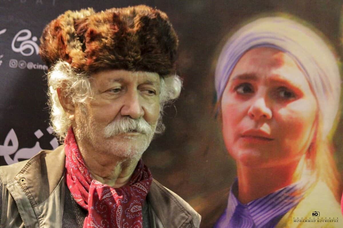 آتش تقی پور: ترجیح می‌دهم گدایی کنم تا بازیگری!