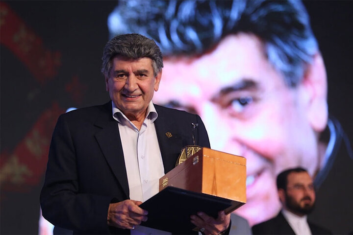 منوچهر والی‌زاده از بیمارستان مرخص شد