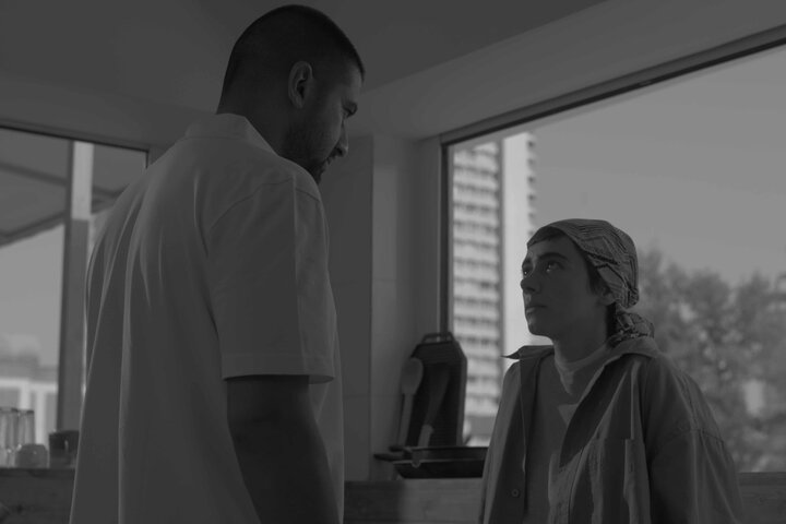 فیلم کوتاه «تاچ»؛ ماجرای دختری که در آستانه مهاجرت مردد می‌شود!