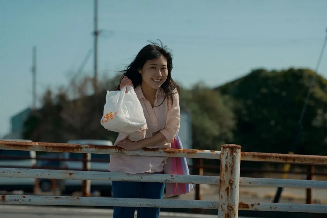 نقد فیلم Call Me Chihiro/ سکوتی در میان هیاهوی زندگی