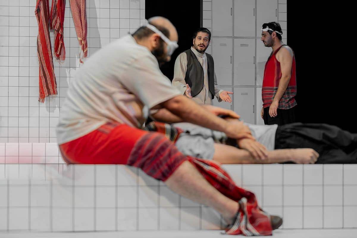 درباره نمایش احتمال وقوع قتل به نویسندگی و کارگردانی امیر اخوین؛ آداب دشوار به خزینه رفتن