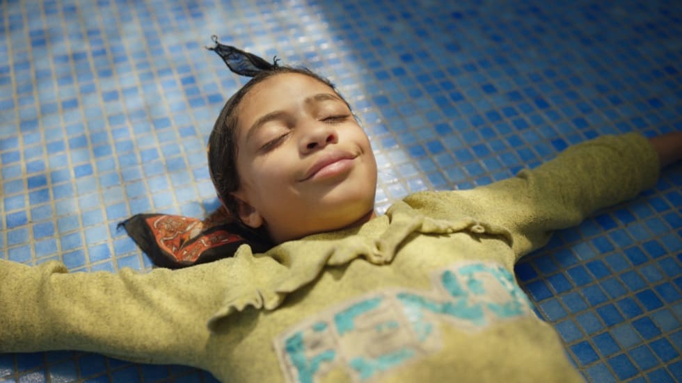 خبرگزاری چارسو پرس - نقد فیلم «تولدت مبارک»؛ نماینده مصر در اسکار، روایتی تاثیرگذار از زندگی دشوار دختری در قاهره