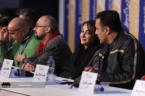 فیلم- گفتگو با عوامل فیلم بی صدا حلزون در جشنواره 38 فجر