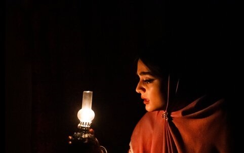 «رویای خیس در حوالی پلک‌هایت»