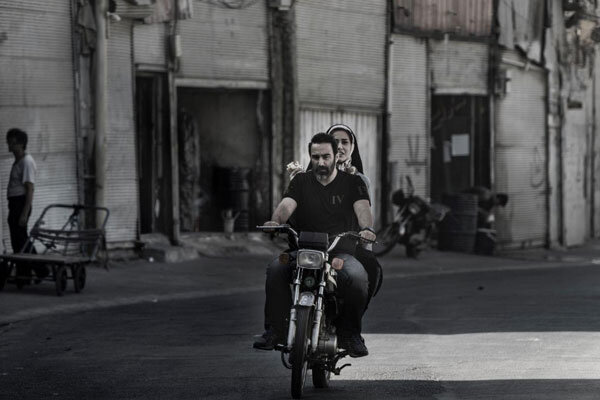  لوگوموشن فیلم سینمایی سه کام حبس