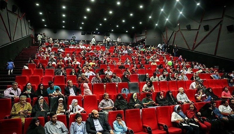 فروش سینما در ۱۱ ماه اول سال اعلام شد/ کاهش مخاطبان