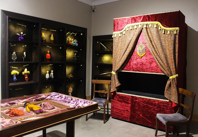 فیلم- خانه‌ای که خانم بازیگر برای عروسک‌ها ساخت