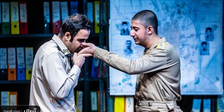 اجرای «لانچر 5» در تماشاخانه ایرانشهر ادامه دارد