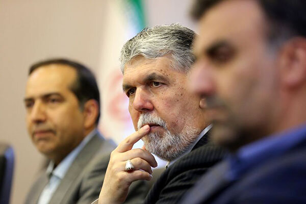 نامه انجمن مدیران تولید سینما به وزیرارشاد/برادرانه هشدار می‌دهیم