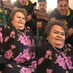 گریم  زنانه اکبر عبدی + عکس 