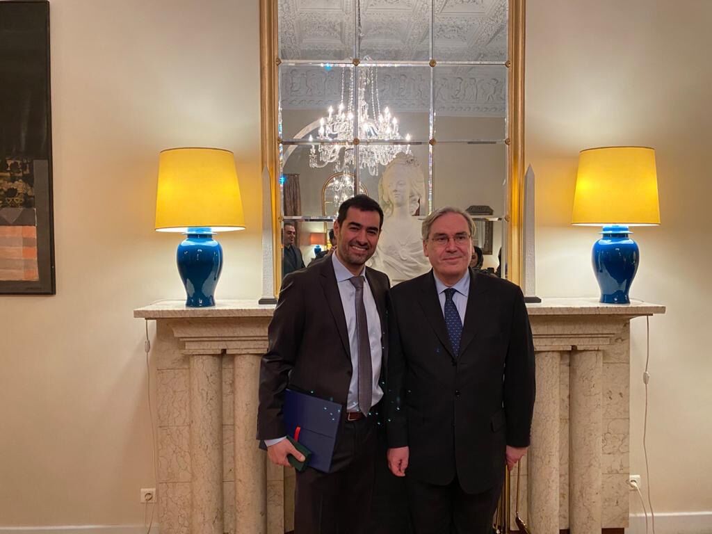 اهدای نشان شوالیه به شهاب حسینی+ فیلم اهدای نشان شوالیه به شهاب حسینی+ فیلم