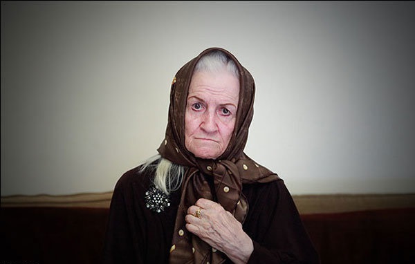 ملکه رنجبر بازیگر سینما و تلویزیون درگذشت ملکه رنجبر بازیگر سینما و تلویزیون درگذشت