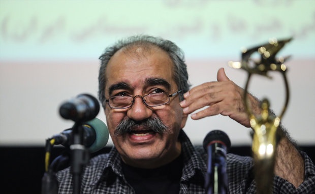 اصناف هیچ قدرتی در توقف و یا از سر گیری پروژه‌های سینمایی ندارند