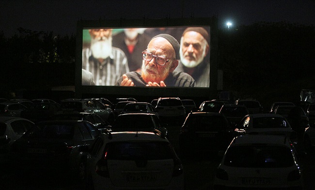 «سینماماشین» چه تعداد مخاطب داشته است؟/فروش ۷۰میلیونی برای «خروج»