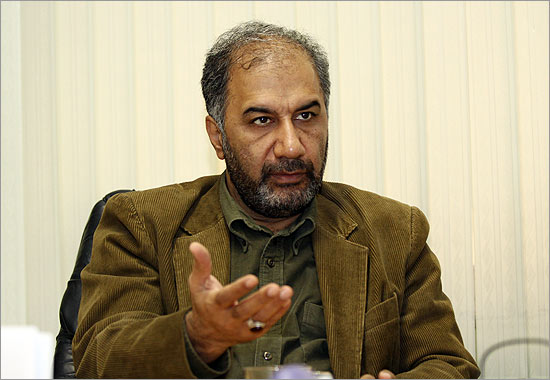 گفتوگو با محمد مهدی عسگرپور/ جا نزدیم دنیا عوض شد گفتوگو با محمد مهدی عسگرپور/ جا نزدیم دنیا عوض شد