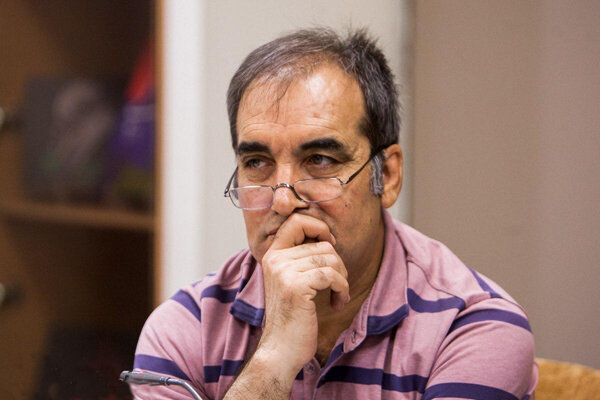 تجربه تئاتر آپارتمانی در قرنطینه/چالش کرونا از چالش جنگ کمتر نیست