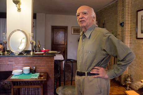  خاکسپاری نجف دریابندری در کنار فهمیه راستکار 