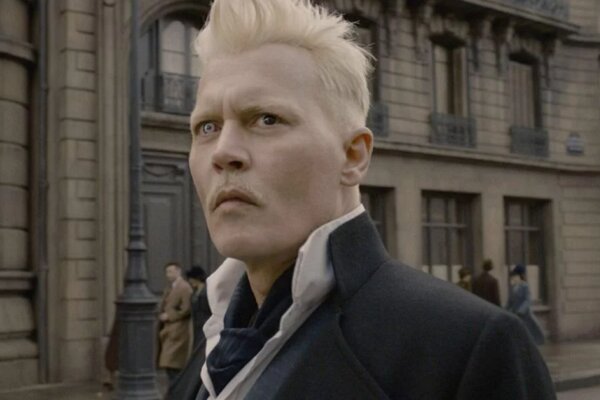 جانی دپ مجبور به کناره‌گیری از «هیولاهای شگفت‌انگیز» شد 