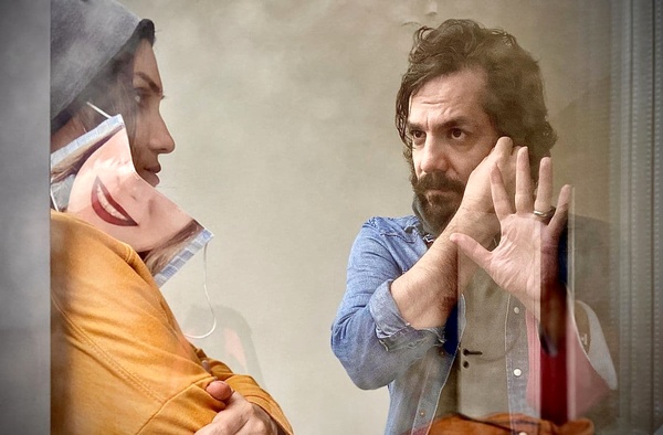 تجربه فیلمسازی عباس غزالی در «کرونا»/ قصه «لبخند ماسک» دیدنی شد 