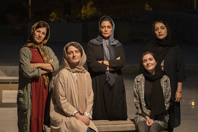 یک گروه دیگر عطای تئاتر را به لقایش بخشید