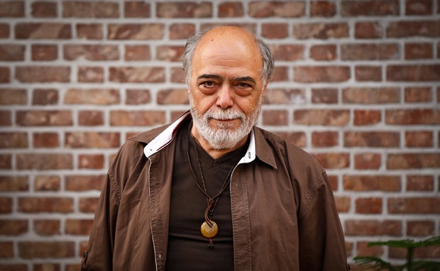 افسوس اکبر زنجانپور در غم پرویز پورحسینی/ دوستی که زود رفت