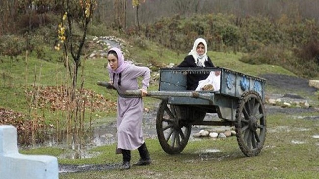 «زنی با ارابه چوبی» آماده نمایش شد 