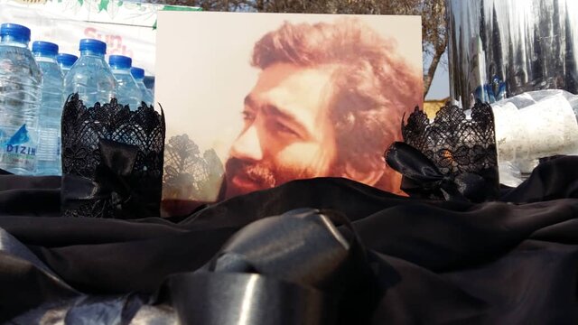 خاکسپاری دستیار مسعود کیمیایی در کنار نعمت حقیقی