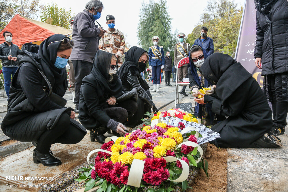 گزارش تصویری/ مراسم خاکسپاری مرحوم چنگیز جلیلوند