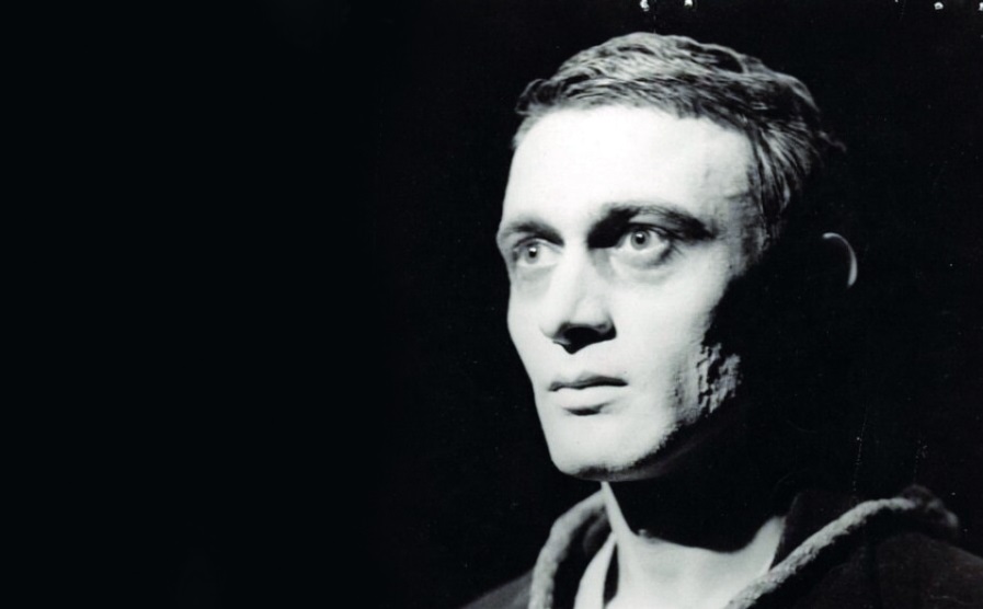 گوهر مخزن اسرار همان است كه بود