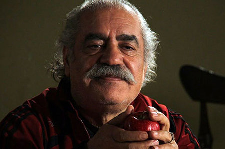 بهزاد فراهانی: برای دیدن ملک مطیعی از دیوار مدرسه پایین پریدم + فیلم