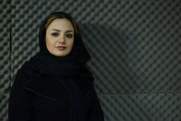 پخش آنلاین یازده مونولوگ پنج دقیقهای پخش آنلاین یازده مونولوگ پنج دقیقهای