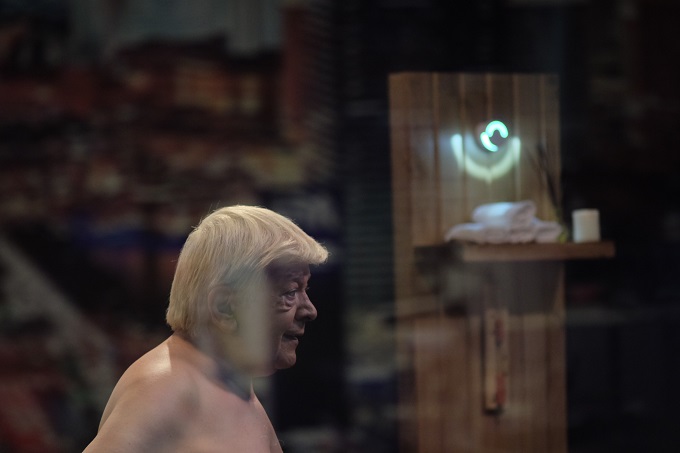 فیلم‌ تئاتر «من ترامپ نیستم» در جشنواره‌ تئاتر فجر شرکت نمی‌کند