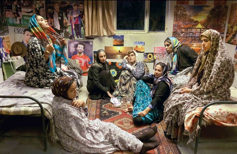 چرا فیلم جدید نرگس آبیار یک عقبگرد برای این فیلمساز است / ابلق یعنی هیچ