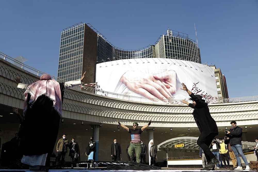 گزارش تصویری- اجراهای دومین روز از جشنواره 39 تئاتر فجر