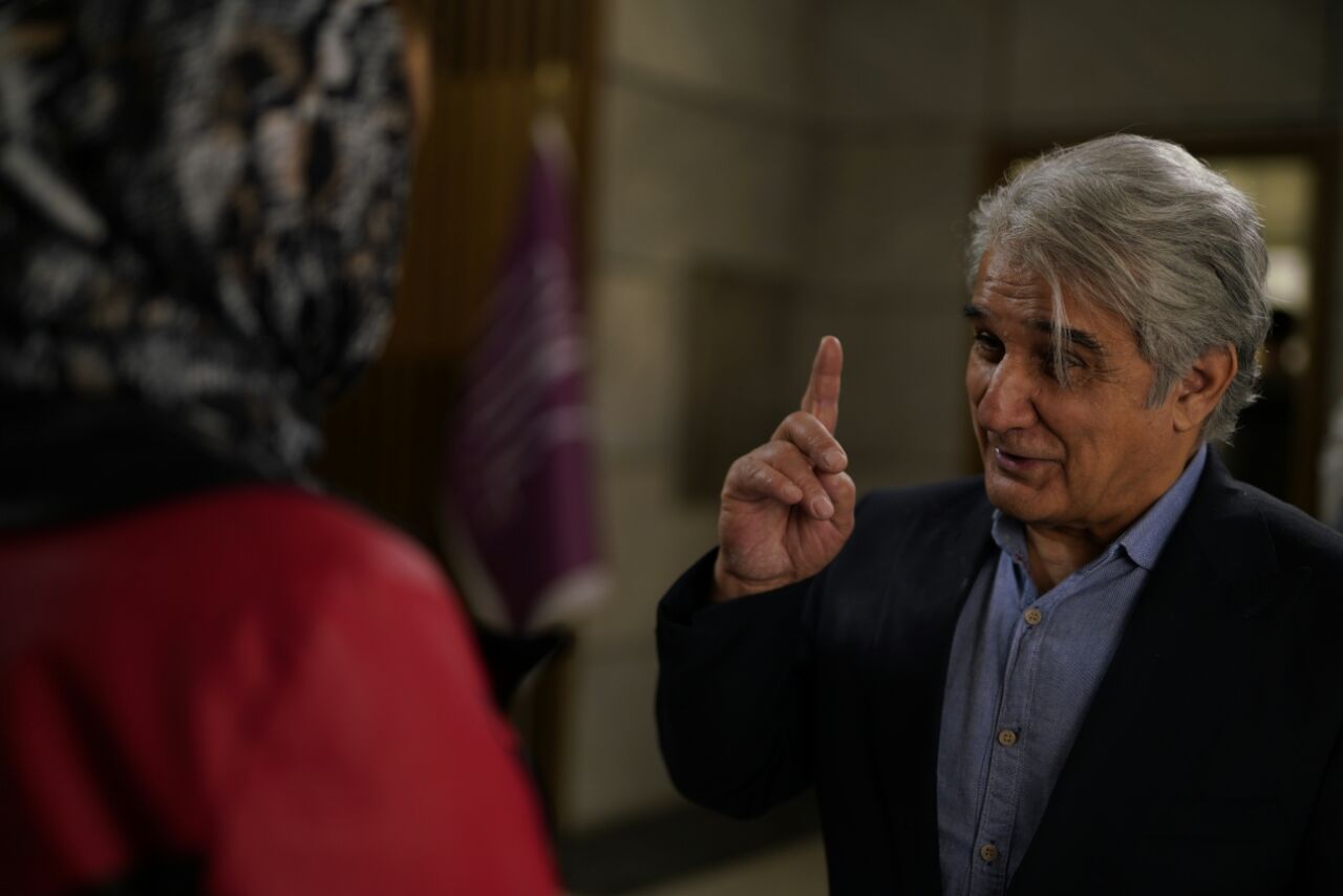 گزارش تصویری- عکس های فیلم «طبقه یک و نیم»