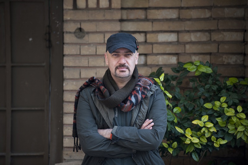 برای ساخت «رویاهای دم صبح» به حبس محکوم شدم/ شانه‌‌‌ام را به قوانین کشور فشار می‌دهم تا رویشان تاثیر بگذارم 