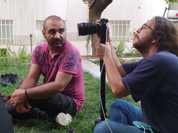 از مستند «خونصلح» رونمایی میشود از مستند «خونصلح» رونمایی میشود