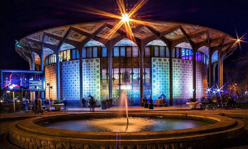 نمایش های تئاتر شهر جمعه هشتم اسفند اجرایی ندارند