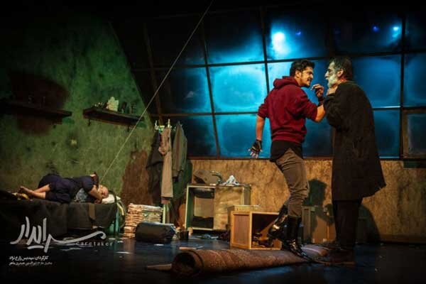 تلاش برای به تصویر کشیدن جهان پیچیده پینتر در «سرایدار»