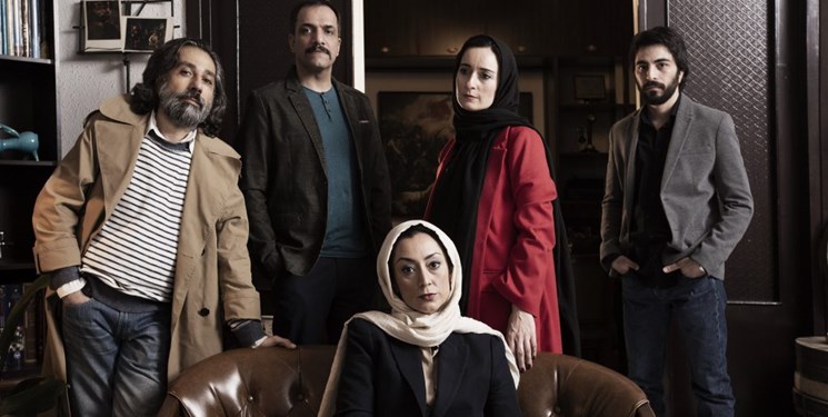 طبسی نژاد: شرایط امروز تئاتر مصداق یک بوم و دو هوا است