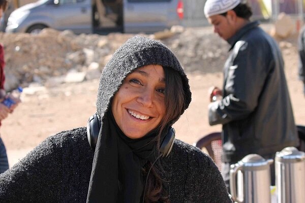 نتفلکیس یک رمان را به کارگردانی هیفا المنصور می‌سازد