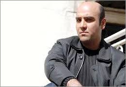 آموزش و اجرای آنلاین تئاتر در درازمدت بی‌ثمر است / توقف دو پروژه تئاتر به کارگردانی امیرکاوه آهنین جان 