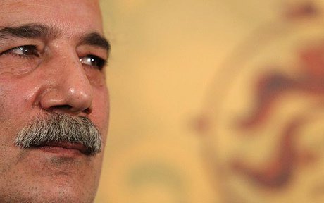 سیامک شایقی در کما است